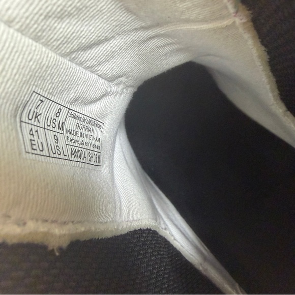 Dr Martens white Leather Platform Chelsea Boots. 41. Size 9 - Picture 6 of 9